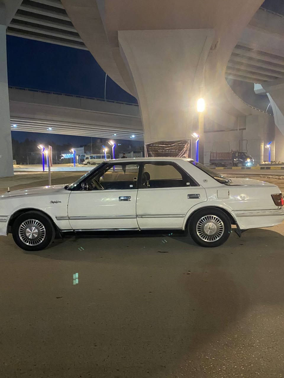 السلام عليكم 
سيارةهارتوب للبيع موديل 91 السنوية بسمي تحويل ثاني يوم  و رقم نكليزي   مكينة2500 مكفولة +الكير مكفول السعر 45 وبيهة مجال الرقم ***********
