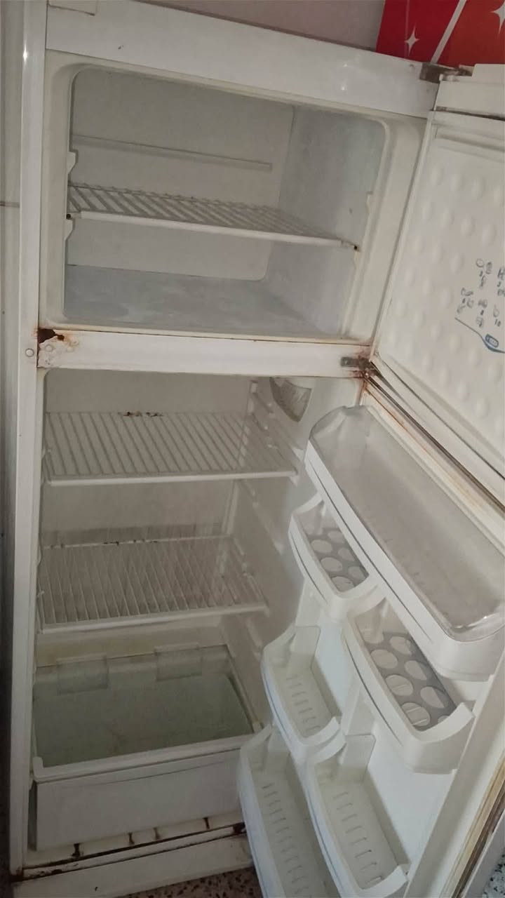 براد للبيع مستخدم
نضيف وشغال مابي ولاعطل وشرط عل فحص

سعر خاص 375 وبي مجال

ثلاجه للبيع مستخدمه

الضرر واضح بالصوره

فريز تجميد فول وعل فحص

سعر 170 وبيها مجال بسيط


**إذا كنت صاحب هذا الإعلان وتريد حذفه لأي سبب، رجاءا أرسل رسالة إلى الدعم الفني**