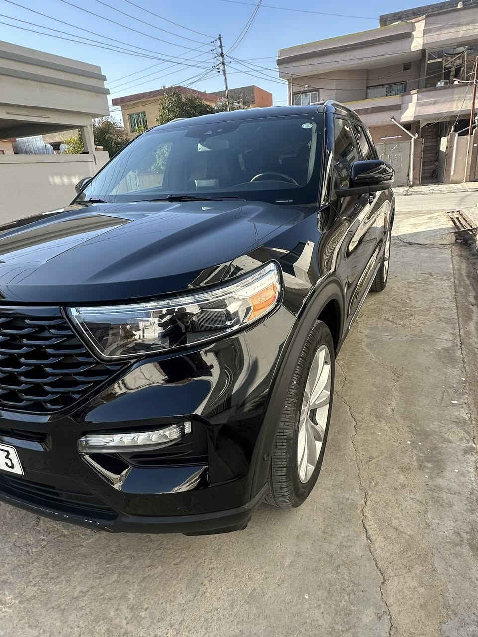 فورد اكسبلورر بلاتيننيوم موديل 2022 سته سلندر  v6 3.0L
وارد امريكي حادثها دعاميه  تبديل بدون صبغ

رقم اربيل باسمي ماشيه 23الف ميل

البلاتينيوم معروفه مواصفاتها اعلى فئه بالاكسبلورر 

المواصفات الخارجيه

خمسه كامره 

حساسات امامي وخلفي وجانبي 

رادار امامي وجانبي وخلفي 

تحديد مسار 

قياده شبه اليه

نزول منحدارات 

فور ويل

5 وضعيات قياده اقتصادي طبيعي سبورت ثلج طين 

اوتو ستوب 

اوتو بارك 

اوتو بريك 

اوتو هولد  

هاند بريك كهرباء 

ستيرن كهرباء 

لايت امامي كهربائي ماطور ويه الستيرن 

المري الجانبيه كهرباء 

اناره ترحيب بالمري وبالدوسه 

المواصفات الداخليه 

شاشه كبيره ابل كار بلي انرويد اوتو 

كشنات جلد 

كشنات تدفئه وتبريد ومساج 

كشنات السبعه راكب كهرباء 

بردات خلفيه 

كشنات اماميه خزن ميموري 

المري جانبيه والووسطه اوتو دم معتمه 

مواصفات كابله مابيها اي شي نقص 

مكفوله كير ومحرك وتبريد 

كشرها وداخلها جدا نضيف  

سياره كركوك 

للاستفسار ***********
