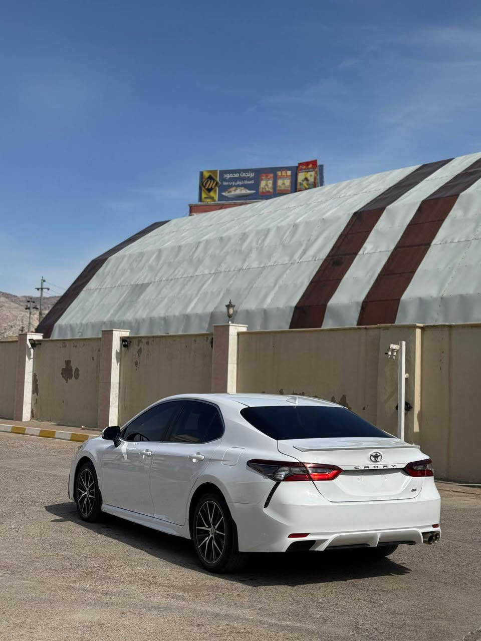 تويوتا كامري موديل2024 
(ماصوفات)
ويل كرو
لايت ليت و زينو
ثلاث مود يكو و نورمال و سبورت 
كوشن مساج هيتر كهرباي 
سيارة كامل حساس و رادار
كاميرة و شاشه كبير
كوسن جلد و شامو
 (ضرر سيارة)
سيارة بدون دواخل و يرباك مامفتوح يرباك سقف هم مامفتوح  صبغ جملغ شبر قباغ صندوق دعامي بدون صبغ محرك و گير شرت  حجر رادار بيلادي ماشي22 الف 
*********** اكر, نينوى
