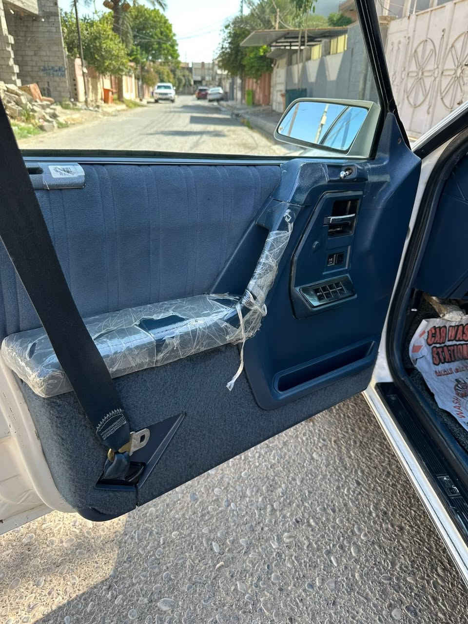 السلام عليكم..
السيارة للبيع
السيارة بحالة وكالة بدون اي ضرر بدون صبغ بدون حادث  
موديل 1990 
ماشية129 الف 
تحول ثاني يوم 

للتفاصيل اكثر تواصل مع. رقم واتساب 

***********
