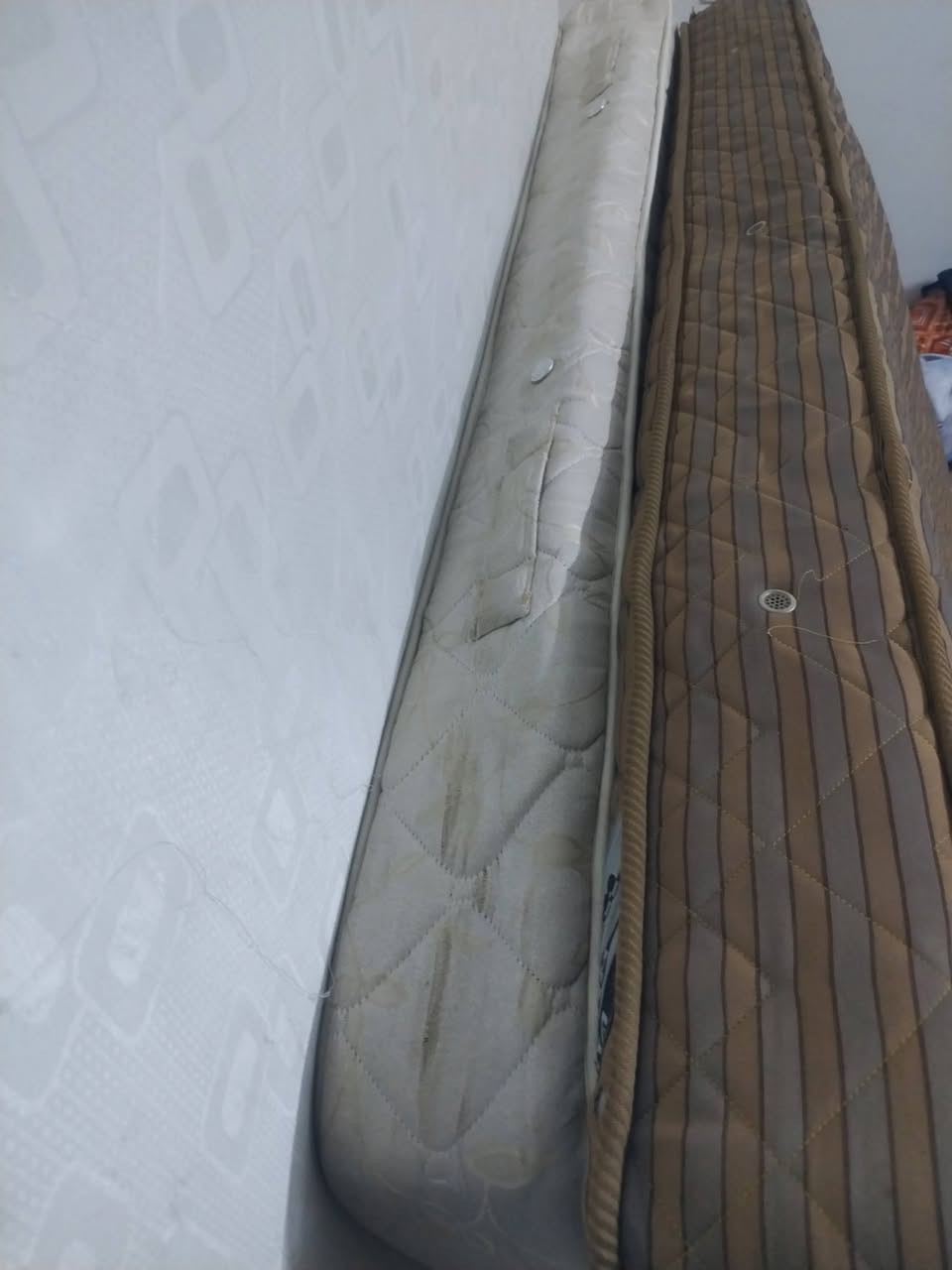 للبيع ***********
