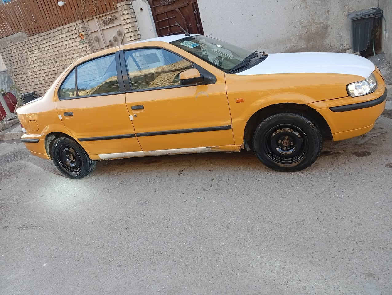 سلام عليكم سمند للبيع موديل 10السياره جاهزه كير محرك تبريد تخم تاير كهربائيات صدر جديد سنويه صاقطه 8سنوات تحويل مباشر بدون صبغ السعر 28العنوان بغداد المدينه ***********
