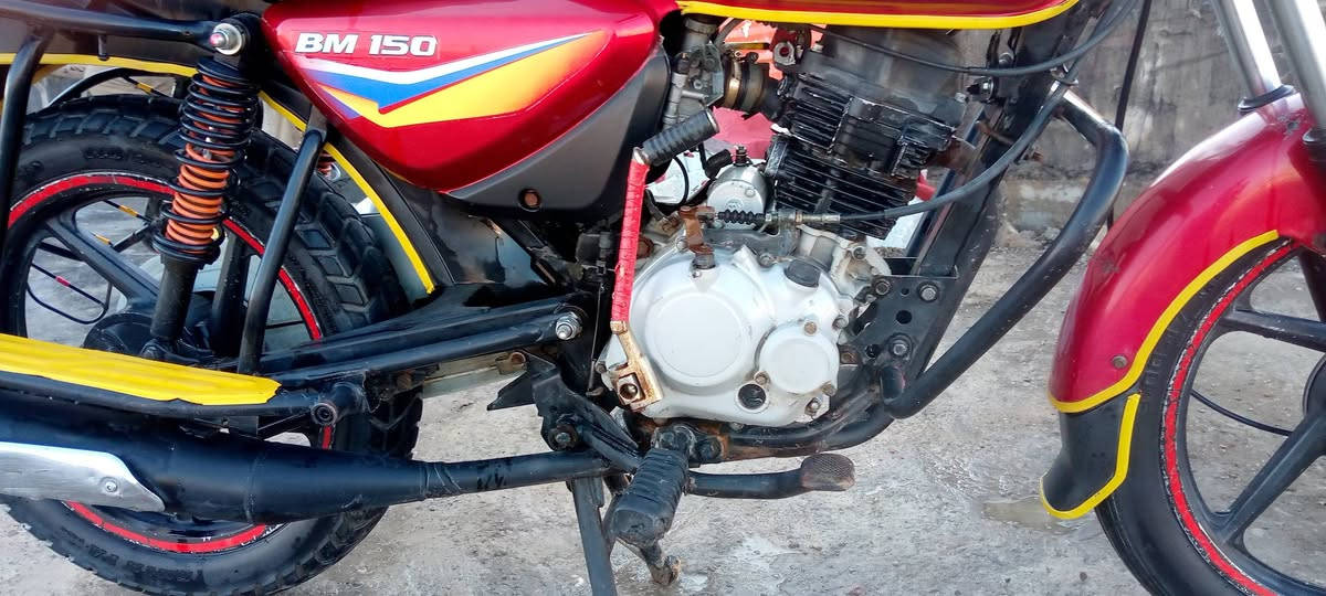 دراجه بوكسر خمسه كير موديل 2020اوراق اصليه السعر 950 وبيها مجال الهاتف ***********
