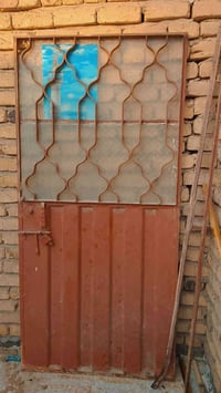 باب قديمة • ديكور منزلي