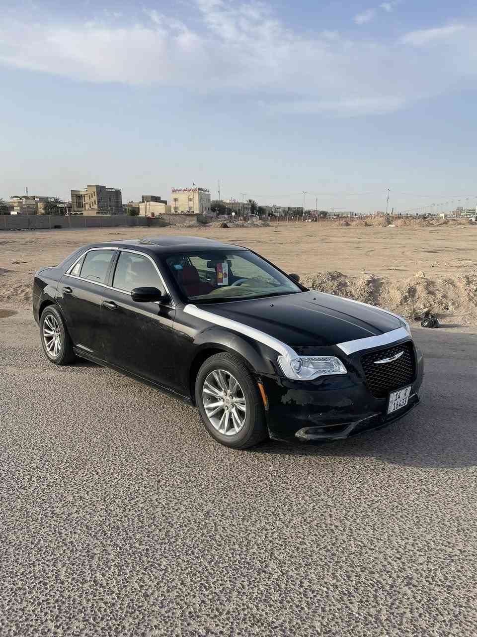 السلام عليكم اوباما s 12 مرمزه 13  وارد كندي  فول موصفات  بأسمنه تحويل ثاني يوم شرط كير توه شديته بالكارتون عربانه خلفيه توني ذبيتنه مكينه جديده تخم تاير السياره توني مكمله فول موصفات بانوراما طكتين كير طياره 8 نمر شفتات ستيرين كشنات حضن بدون ايرباكات السياره السعر 132 وبيها مجال قليل لشراي تفاصيل اكثر اتصل وبخدمتك مكاني بصره رقمي ***********
