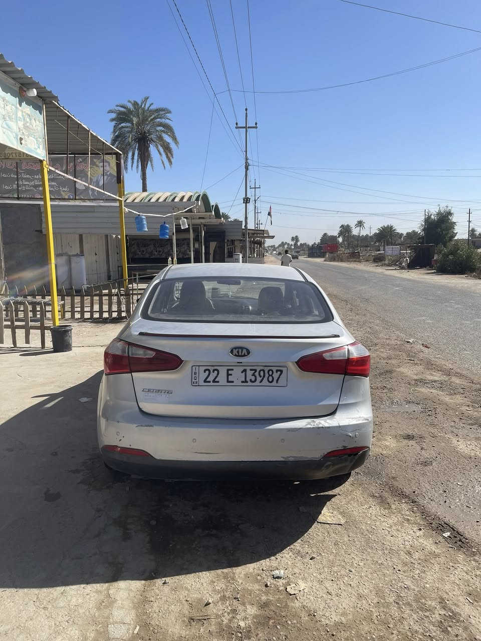 السلام عليكم
للبيع سيراتو خليجي 14

الگير والمحرك مكفولات 

بيها قطعتين فقط من دون دواخل

سعرها 105

مكان السياره بابل الكفل 

للاستفسار ***********
