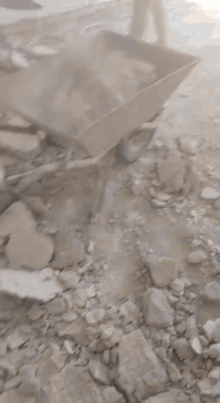 السلام عليكم كادر تفليش البيوت تفليش الرباطات وتكشير الجدران وقلع رضيات وكل ما يخص لتفليش هاذه رقمي ونتصل بخدمتك ***********
