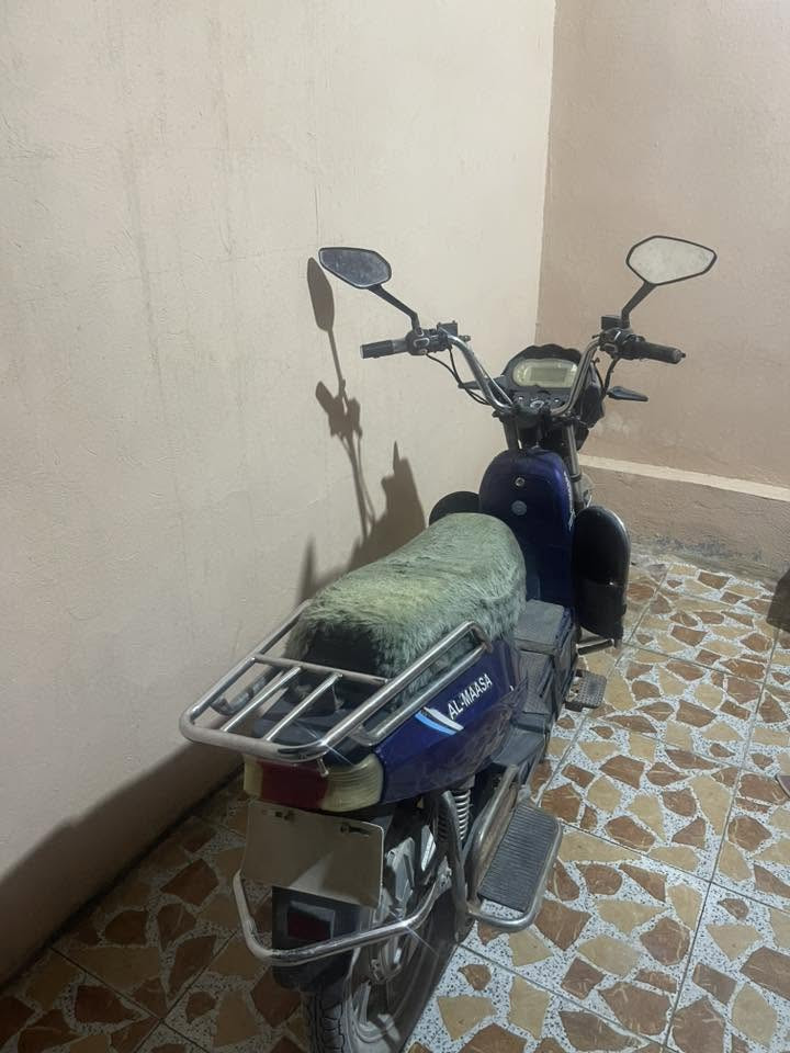 متاح للبيع 
ماطور شحن هارلي نوع ماسة 
تم تبديل تخم بطاريات كامل نوع وينلي قبل 7 اشهر وتاريخ البطاريات مكتوب 2026
المكان الرمادي الزراعة
السعر ٣٢٥ وبي مجال 
الاستفسار التواصل على الرقم ***********
