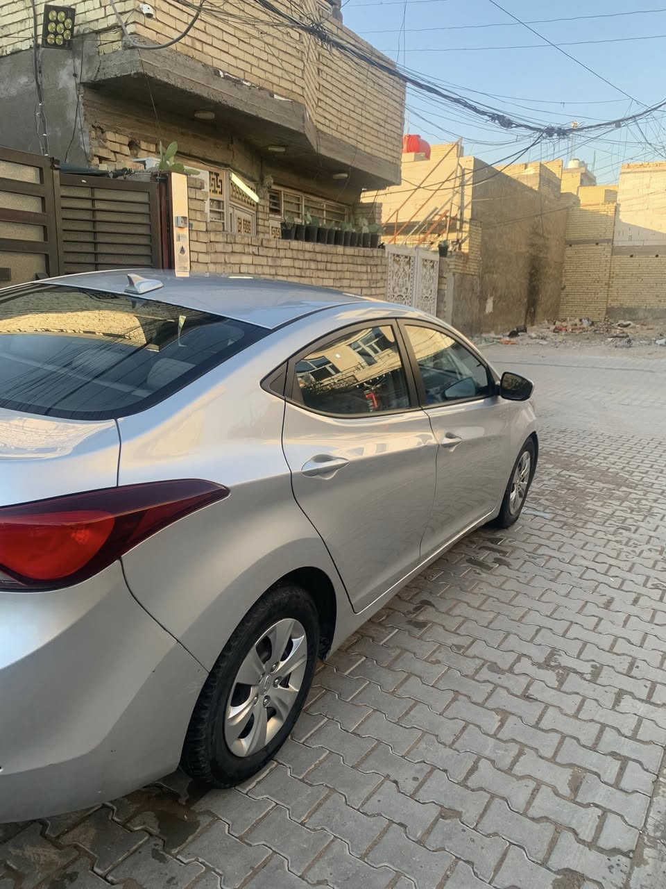 النترا ٢٠١٦ وارد امريكي محرك ٢٠٠٠ رقم اربيل باسمي شرط تحويل
حادثها جاملغ الخلفي جهة السايق حادث خفيف
صبغ الجاملغ الخلفي والباب الخلفي جهة السايق وبيهة طخات بسيطة مثل ما موضح بالصور بجم كبس وليبل واحد  ورقم انكليزي
السعر ٩٥ 
مكاني بغداد زراعي حي العدل رقم الهاتف
***********
