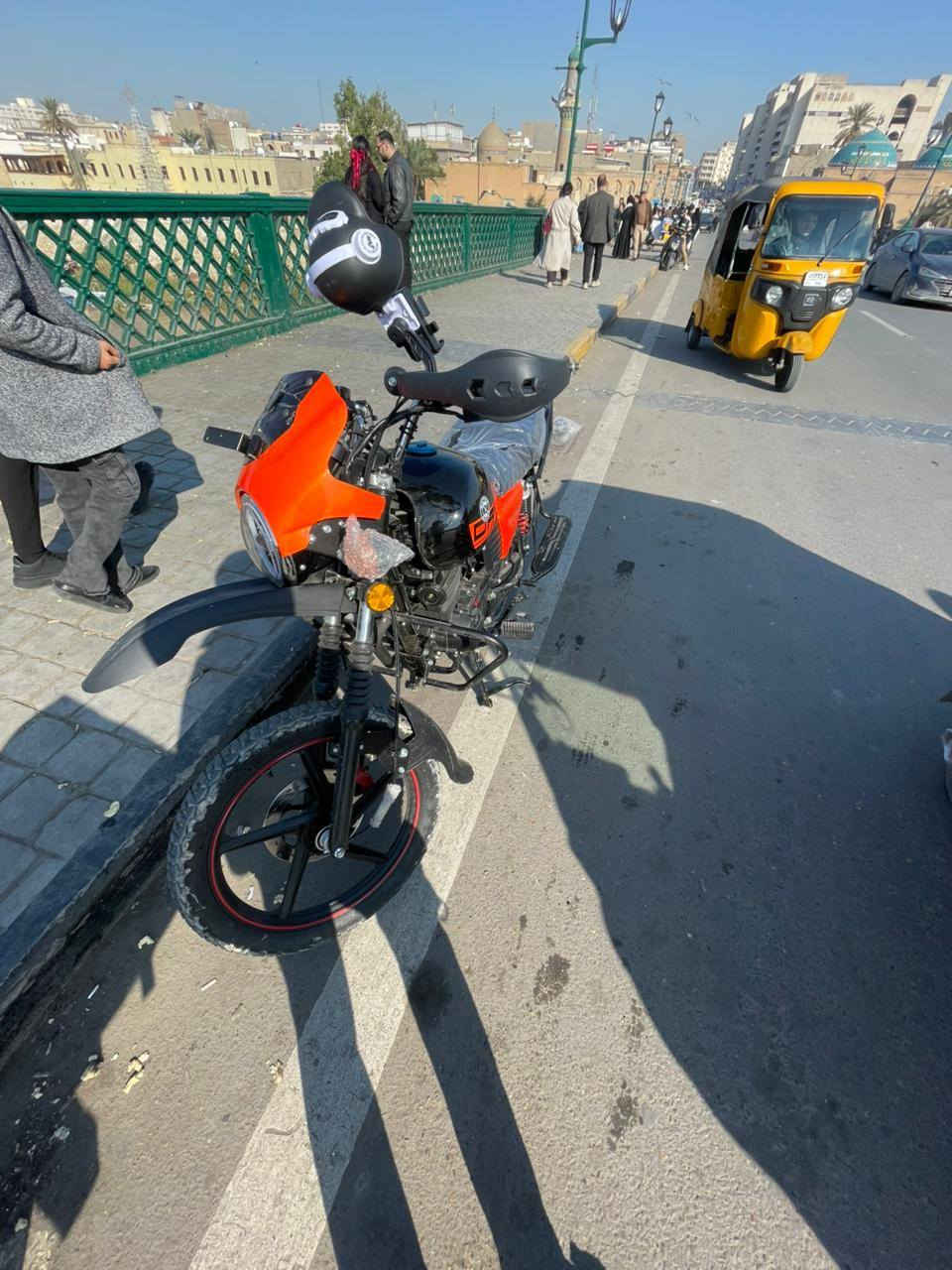 السلام عليكم دايوان 2025لون برتقالي واسود  الدراجة نزلتها اني بعدها زيرو وكل اسبوع ابدللهة دهن دراجة خير من الله وغنية عن التعريف للجناية دايوان السعر 2700  وبيها مجال المكان علوة الرشيد قرب ابو دشير للاستفسار ***********
