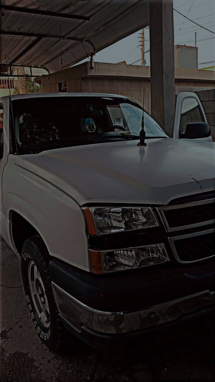 سلام عليكم سلفادور تك قماره 2003للبيع المكان الانبار بيه ورقه مال مزاد كمارك السعر 40او بيه مجال *********** ادمن وافق فدوه
