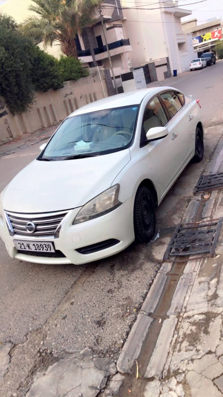 نيسان سنترا 2015 خليجي ابيض صدفي السياره باسمي شرط تحويل فقط باب خلف سكن بيها شويه بارد دفتر بانزين بيها محرك 16 
السعر 120 بيها مجال 
للاستفسار اتصل ***********
