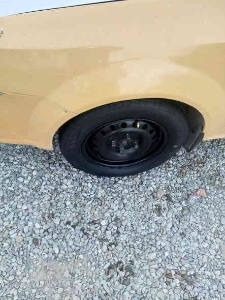 السلام عليكم///فورنزه موديل 8 للبيع كير ومكينه شرط رقم ديالى كهربائيات كلها شغاله تبريد ثلج سنويه لل28 مكينه 2000 قبل شهر ديتها حادثة جاملوغ الخلفي بدون دواخل السعر 50 وبيها مجال ///***********
