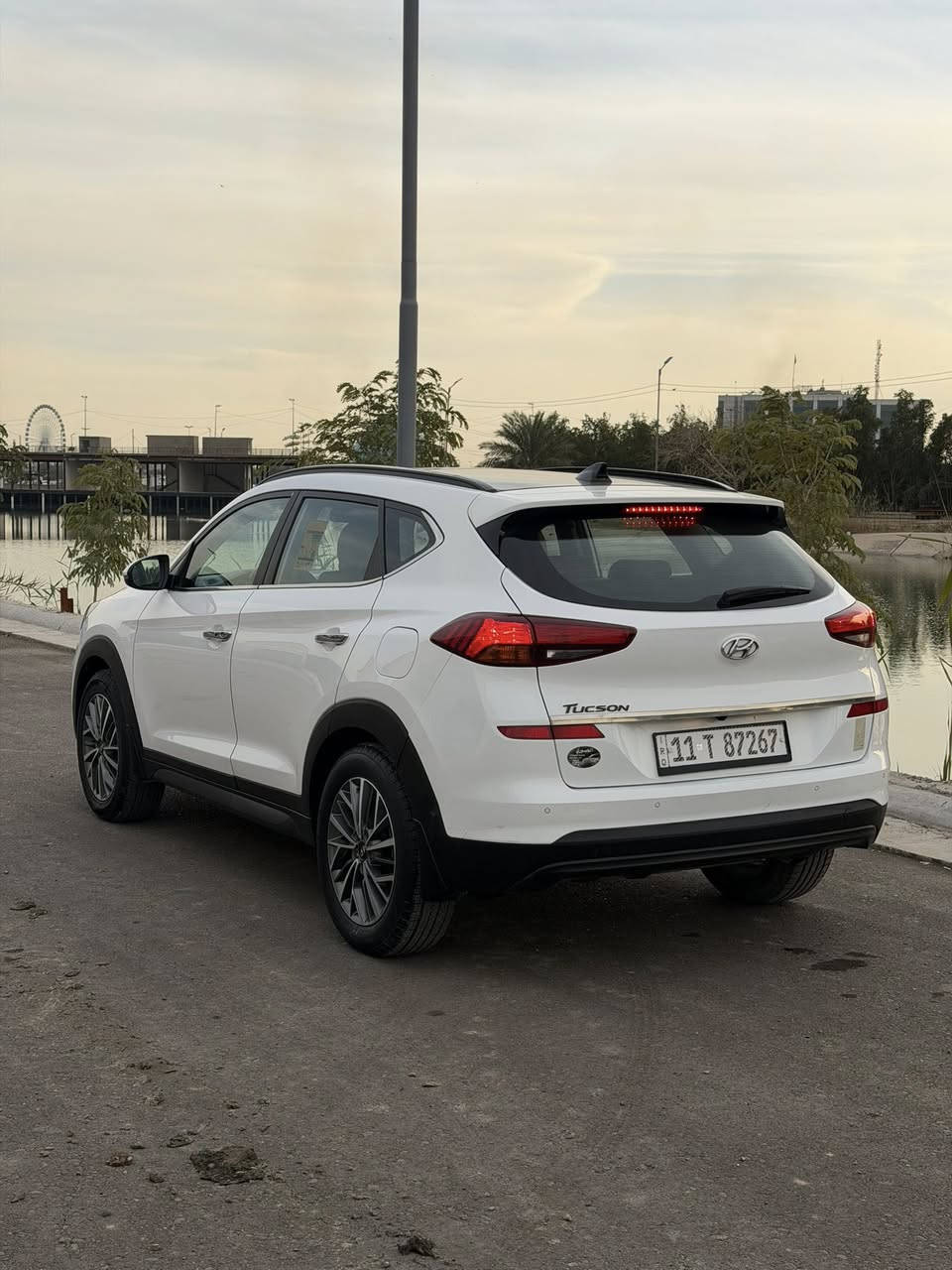 السلام عليكم توسان موديل 2019 خليجي الكاصد معروضه 185 وبيه مجال بسيط رقم بغداد دولي  باسمي مكينه 2000 دوش غير مفتوحه كير كذالك غير مفتوح تبريد ثلج صدر امامي خلفي جديد تخم تاير جديد  سياره جاهزه كل نقص مابيه مواصفات سياره فول 1/1 بانوراما بصمة تشغيل + تشغيل عن بعد كشنات جلد + كراسي الاماميه كهرباء شحن واير ليس فول تحكمات ستيرن حساسات اماميه خلفيه مري شفط + اشاير بلمري داخل صاج نظام قياده ذاتي بعد بيه هواي مواصفات ((((( سياره مكفوله من الصبغ والتبديل والفتح حتى دعاميات بدون صبغ ماعدى بارد بجاملغ الخلفي   ))))) مكان سياره بغداد الاستفسار. *********** خاص مغلق شراي يتصل يالله
