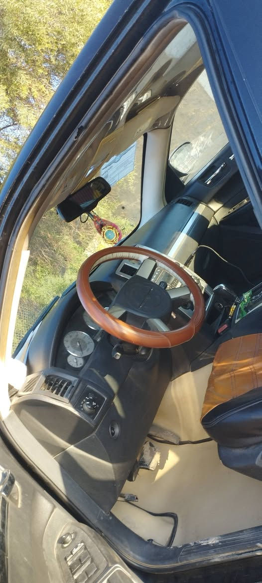 اوباما 
2010 رقم اربيل باسمي سنويه للغاية 27 داخله هزه جديده مكانه البصرة السياره جاهزه وحلوه السعر 120 و التفاصيل اكثر اتصل ***********
