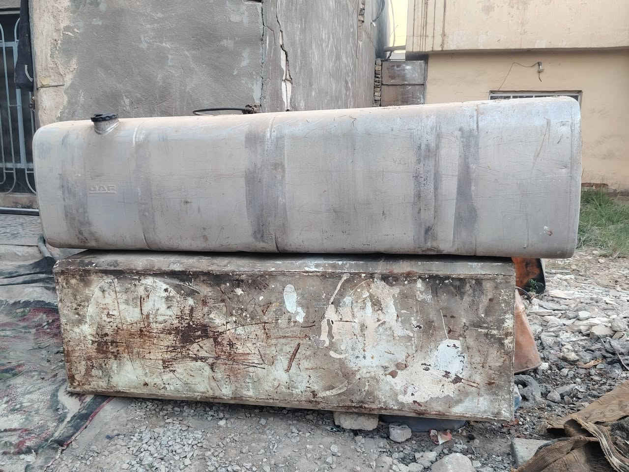 للبيع  *********** موقعي حله
التانكيات نضيفات كلش ما بيهن لو زرف
الفافون الجبير 9 ورقات
الحديد الجبير 350 الف
الحديد الأسود الزغير ١٢٥
الفوفون الزغير ١٧٥
كلهن شغالات ما بيهن اي شي
تواصل فقط ع خط
***********
