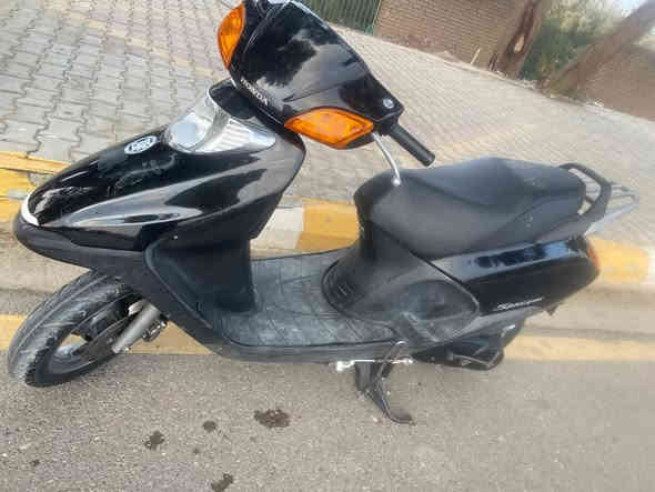 سبيسي ياباني مكفول للبيع
صار شهر من طالعه من المعرض 
كابريتر اصلي كفرات اصلي
 سلف هندر اشاير كله شغال
 قفل استيرن قفل جنطه 

‏‪0784 977 5957‬‏
