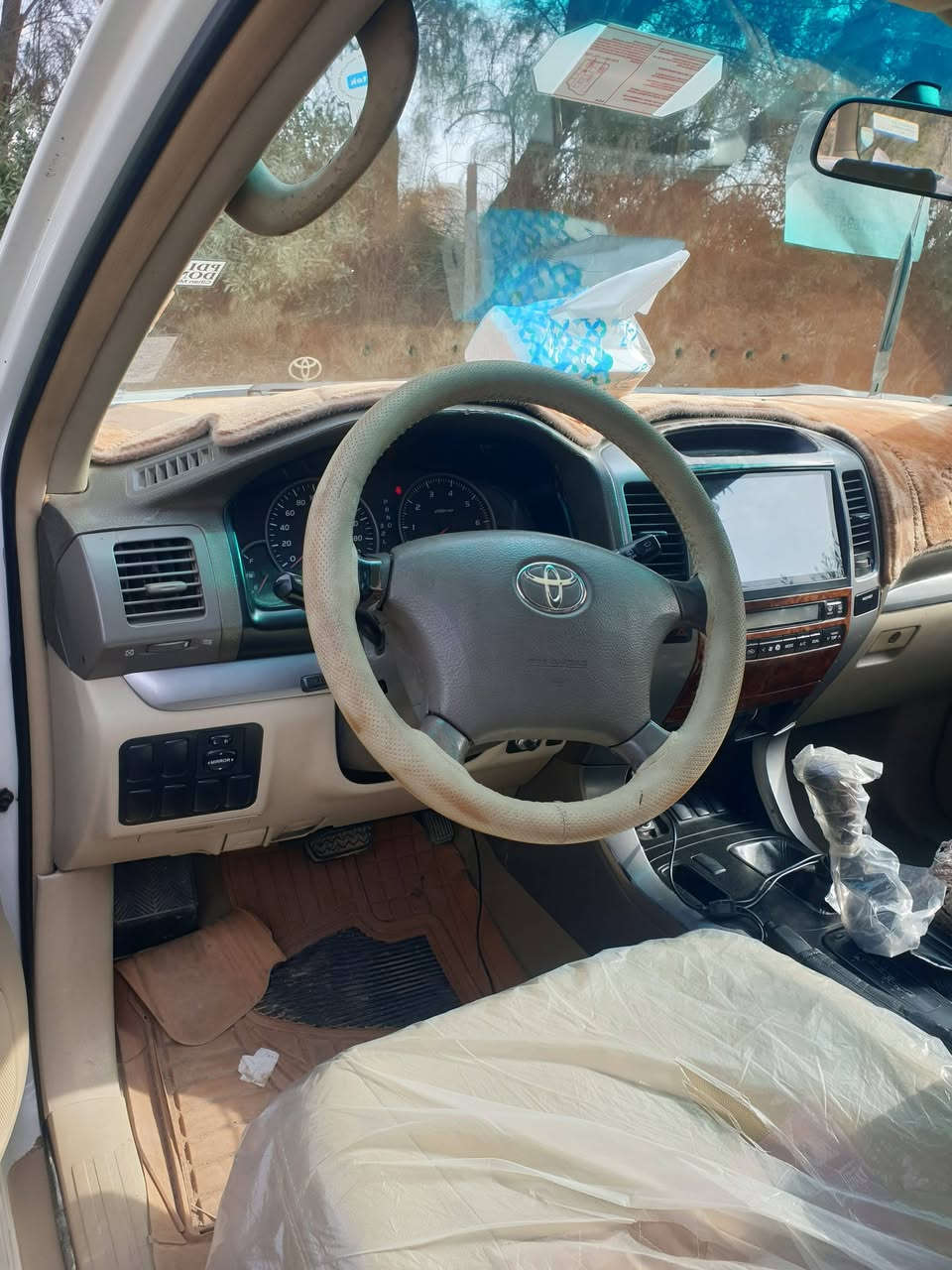 ابرادو 
2008رقم انكليزي صلاح الدين 
بأسمي هزة جديدة وسوينة جديدة لسنة 28 محرك 4سلندر 
السعر 137ورقة وبيها مجال 
***********
