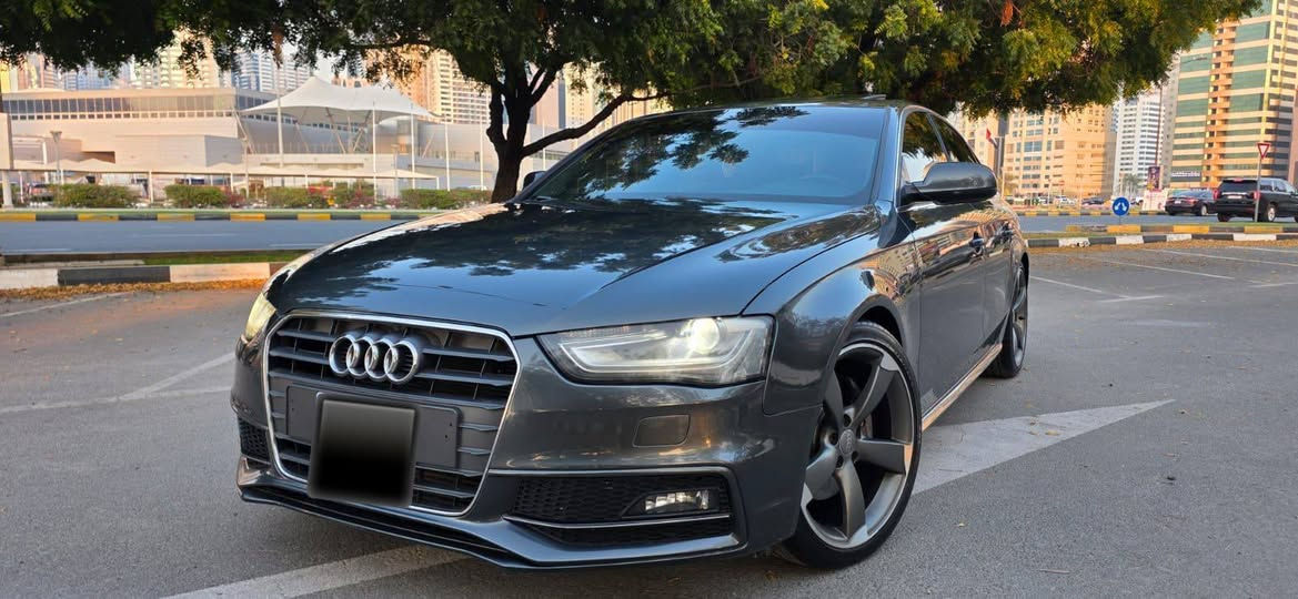 Audi A4 2014💝 GCC Full option Free accident super clean condition Low Mileage 152,000 km second owner all service done new tires 2025 no maintenance required everything excellent دبي, الإمارات العربية المتحدة


**إذا كنت صاحب هذا الإعلان وتريد حذفه لأي سبب، رجاءا أرسل رسالة إلى الدعم الفني**
