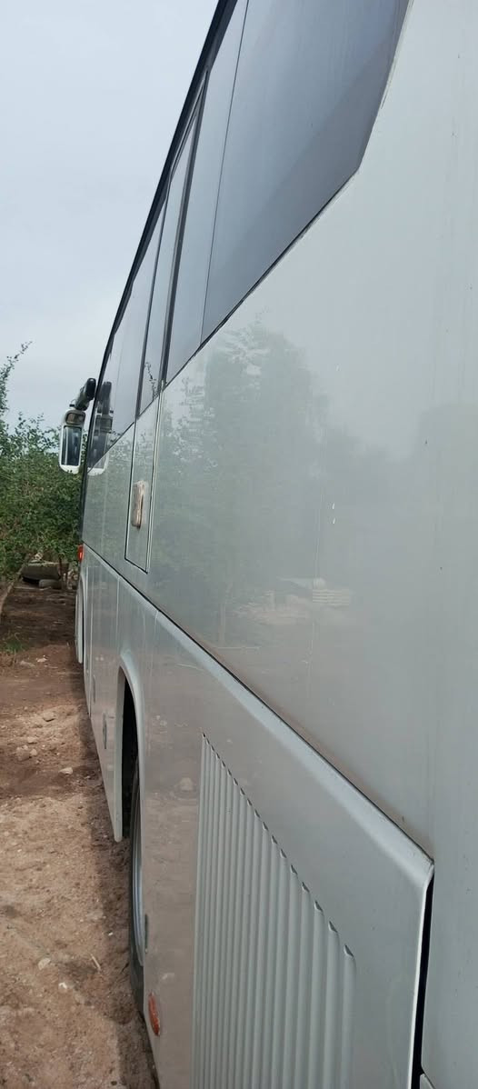 السلام عليكم باص فتون 2017/ 35 راكب سياره جاهزه تايرات وكهربايات وحداده وتبريد صار 20 يوم من شتريت مكينه وكير كفاله سياره مامشتغله بال عراق اني دخلته حاسبه المكان البصره القرنه بيع مستعجل هاذ رقم صاحب السياره مارد ع فيس ***********
