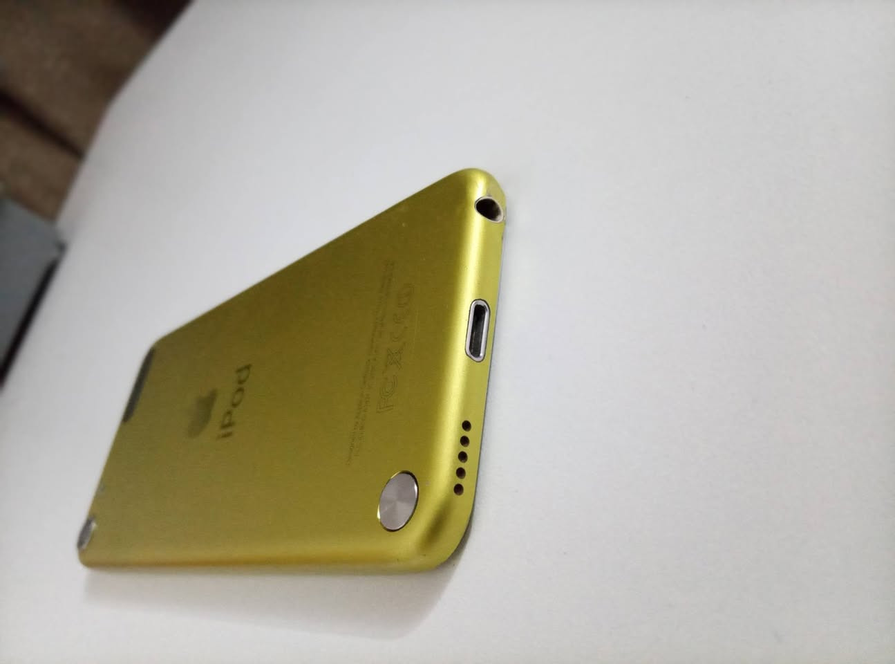 السلام عليكم  للبيع او مراوس
قافل ايكلاود
قيم واخذ 
ايفون ipod⛎
حجيم صغير 
لون مميز ذهبي 
الجهاز مكفول من الفتح 
برغي مامفتوح من عنده
مكاني حله طريق سده محاويل
للاستفسار ***********
تحياتي للجميع
