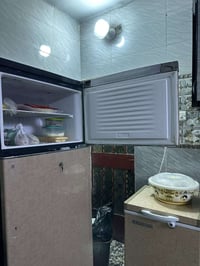 ثلاجه • نظيفه • الشعب