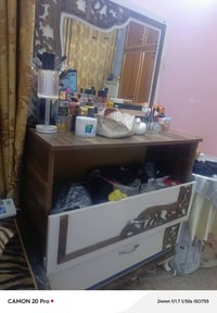 ميز مراية • غرفة نوم • ٣٥