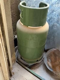 قنينة غاز للبيع • قنينة غاز • غاز • للبيع • نجف • اسطوانة غاز