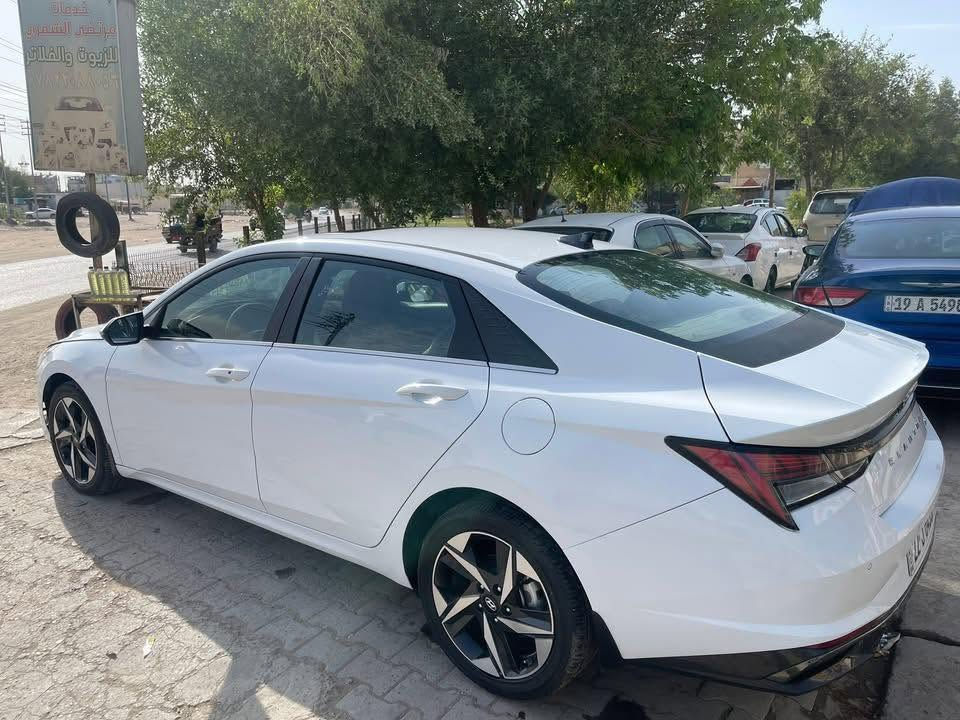 سلام عليكم

النترا 2021 خليجي 

.

محرك 2000 فول 

السونار مع الصور 

السعر المطلوب 123 وبيها مجال بسيط

مكان نجف الاشرف 

***********
