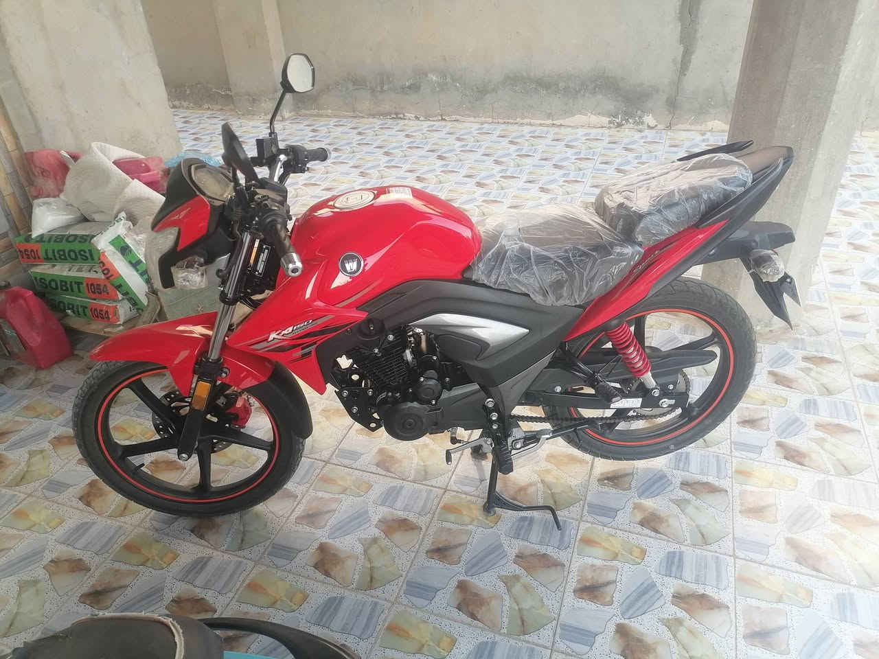 للبيع
هاوجي موديل 23 مستخدم قليل بعده زيرو 
صار ايام من شديته مرقم ***********
