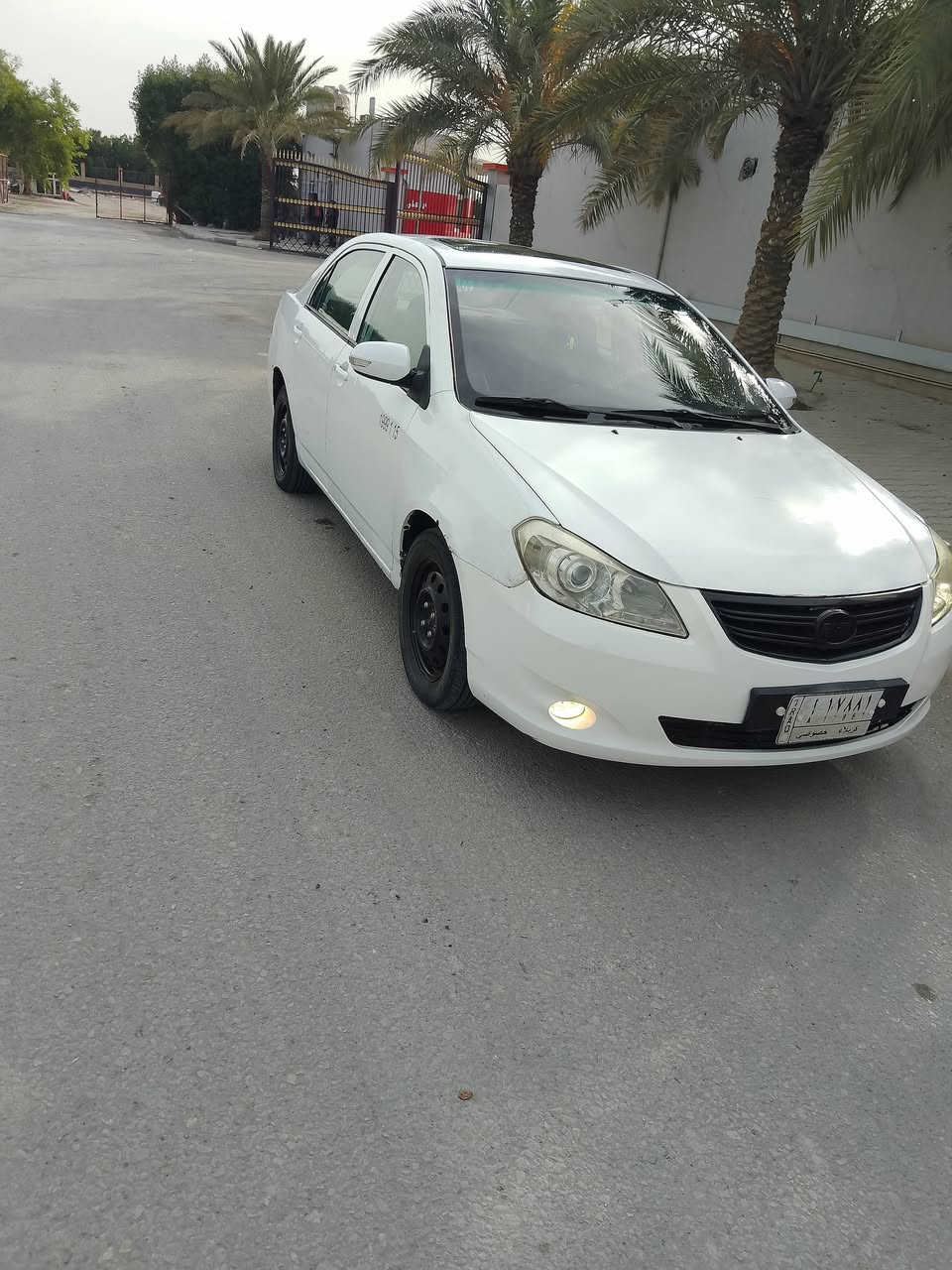 السلام عليكم  لبيع سياره بي وادي 2013 سياره حلوه ونضيفه كير محرك مكفول الكير عادي   السعر 50وبيه مجال حك الجيه رقم تلفون ***********
