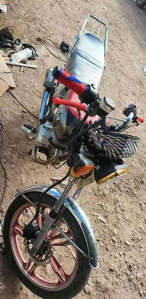 سلام عليكم دراجه البيع سعر 350بي مجال موديل21 مستعجل على بيعه وراق موجوده كهربائيات شقاله الشراي يتصل ستفسار رقم***********.  مكان هبهب
