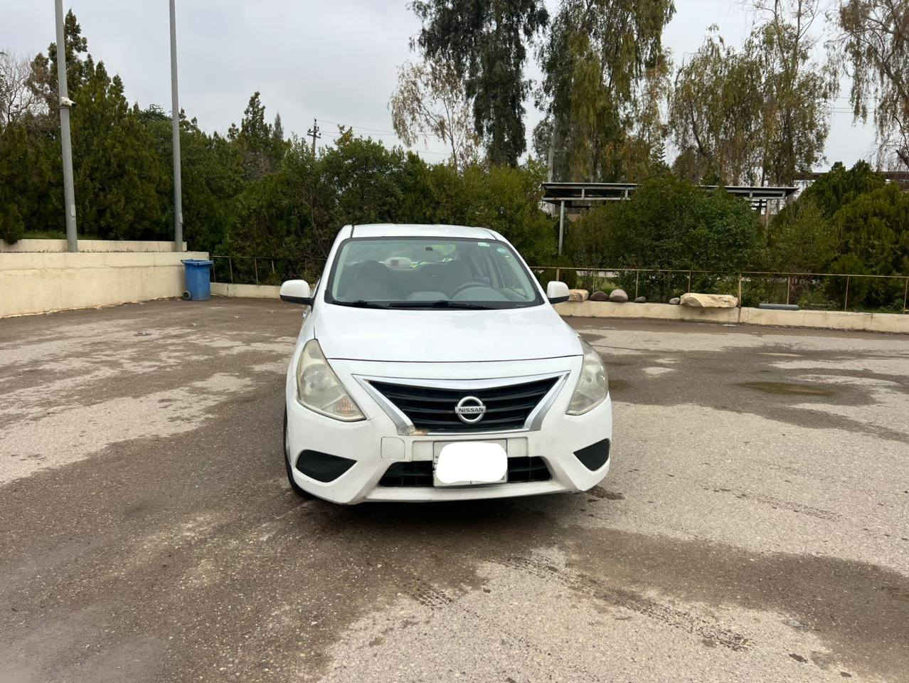 نیسان لاکشمیبای 
مۆدێل ٢٠١٦
٢ پارچە سبوخ ٢ پارچەی کلێر
جەمپی خفیفی پشتی هەیە 
جێیەک تعدیل جێیەک ساردەکوت
هەندەک جێی پەلکی فڕەدایە
سعری ٨٨ وەرەقە و مجال
٤ وەرەقە غرامەی هەیە دوای معاملە دەگەڕێتەوە 
ژ،م: *********** أربيل, العراق
