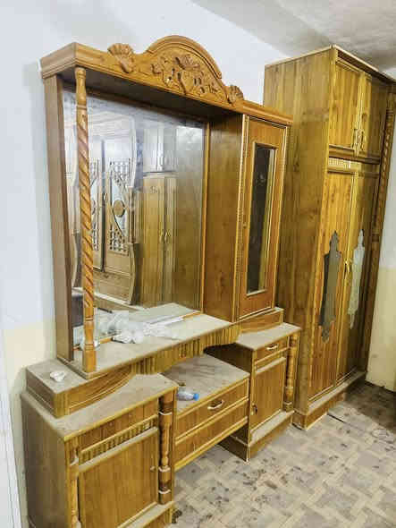 غرفه أخشاب نضيفه كلش والله  استخدام شهرين فقط 
تفاصيل اكثر أ تصاال فقط ***********
