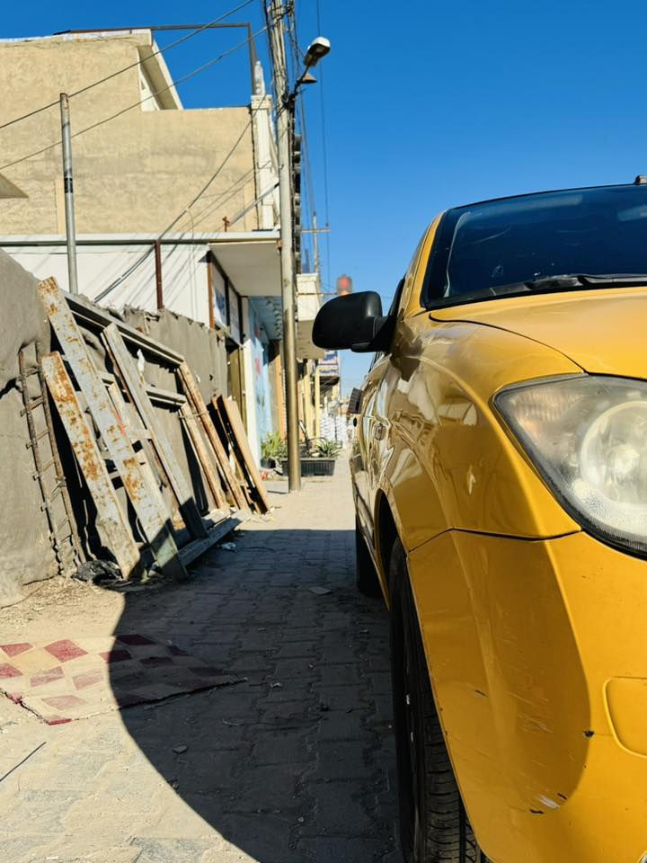 سلام عليكم طيبه للبيع مصفره هيه وغرامه سنويه جديده سياره نضيفه مابيه بس طخه موضحه بل صوره تبريد شغال سعره 42وبيهه مجال مكاني كربلاء رقم الهاتف ***********
