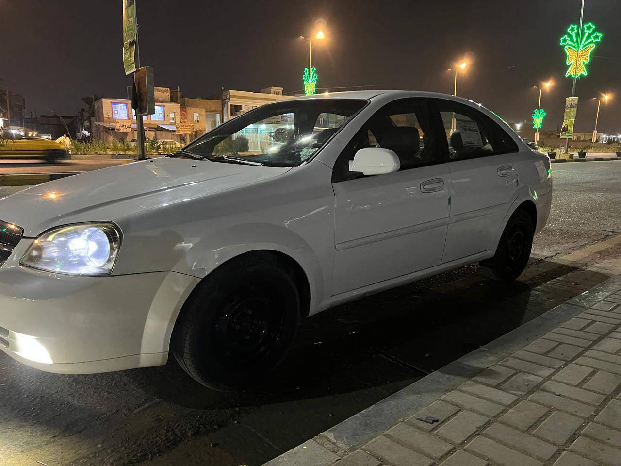 السلام عليكم 
اوبترا موديل 2011 خليجي رقم بغداد دولي (انكليزي) بأسمي سنوية 2029  صاعدة هزة قبل شهر 8
شاشه لمس وكامرة جدد تحكم مرايات كهربائي من الداخل 
دوشمة جديدة الارضية جلد تخم تاير جديد (حتى الاسبير جديد) لايت زنون وبلاجكتور زنون (ثلجي) 
تحويل ثاني يوم 
بيها حالوب بسيط وجامل بارد ((شبر))  يعني لا مصبوغه ولا مبدل قطعة مكينه وكير وحدادية وتبريد خير من الله السيارة بيها سونار 
يشهد الله السيارة نظيفة حيل 
((( السعر 88 وبيها مجال )))
مكاني كربلاء 
***********
***********
ما متواجد على الفيس بوك
