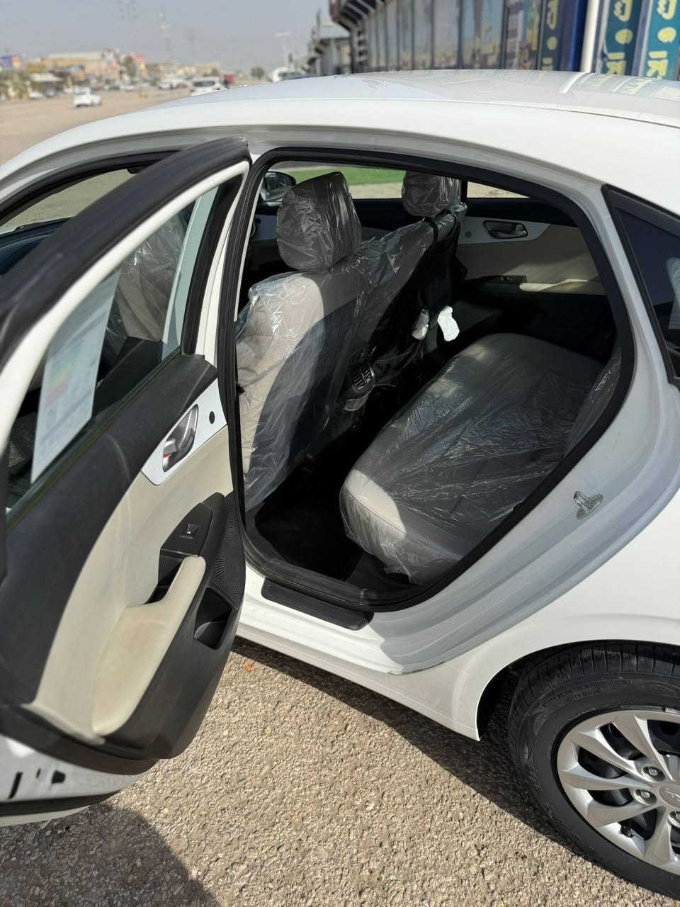 سيراتو موديل ٢٣ خليجي مواصفات عاديه محرك ١٦٠٠ ماشيه ٢٢ الف سياره جديده مكفوله من الصبغ بيه ملاحظات بسيطه رقم اربيل بسم شركه مكان السياره نجف سعرها ١٦٥


**إذا كنت صاحب هذا الإعلان وتريد حذفه لأي سبب، رجاءا أرسل رسالة إلى الدعم الفني**