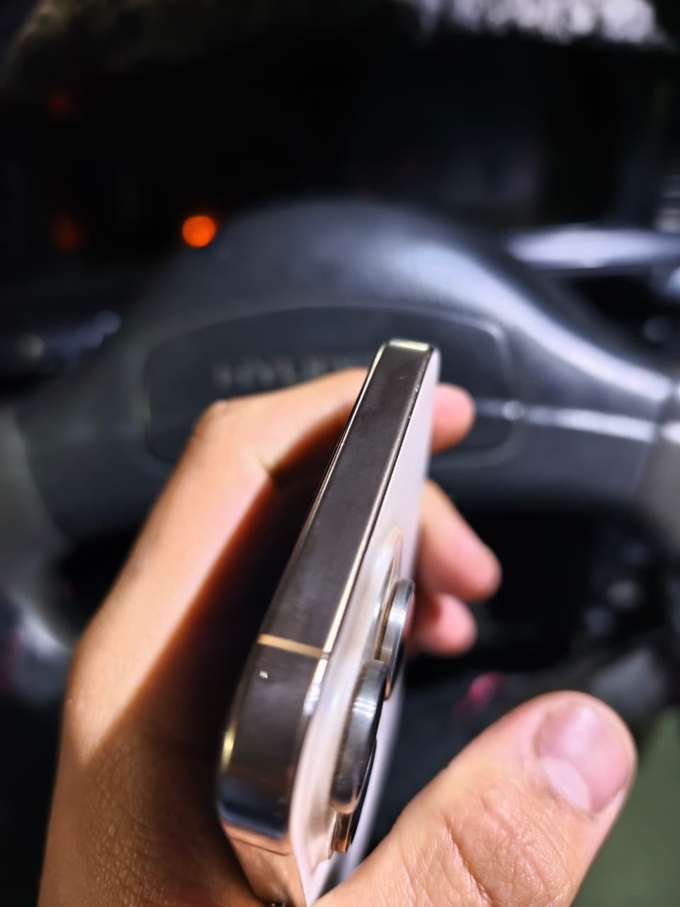 السلام عليكم ايفون 16 برو ماكس لون صحاوي للبيع  نقد ويرهم قسط ذاكره 256 تك بطاريه ٩٩ ضمان ابل موجود بل جهاز كارتون والشاحنه ويا جهاز لك مشحون (٢٨٥ )***********.   …….المو شراي لايكعد يتفستق براسي
