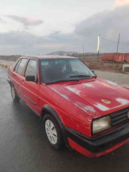 سياره جيتا للبيع موديل 91  سعر 16ورقه بيها مجال  كابون موجود للاستفسار اتصال علا هذا الرقم ***********
