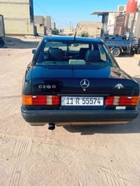 مرسيدس • موديل ٨٩ • داخلية جلد
