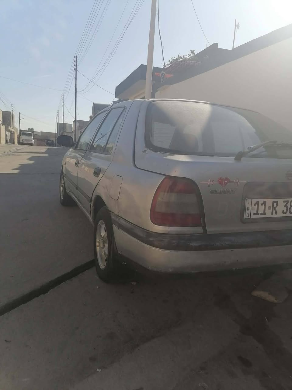 السلام عليكم
بيع مستعجل للبيع
نيسان صني
بسمي رقم انگليزي هزة لغاية الشهر 6/2026 سيارة گاعدة وحلوة  بدون صبغ بدون ضرر قوي بيهة تصليح دواير خياس فقط كهربائيات كلهة شغالة تايرات جدد صدر نص عمر  باتري جديد  كابريتا جديدة كير شرط محرك دخان من باردة من تحمة يگطع الفيتر يكول لاستيك ولف
 السعر 25 وبيهة شوية مجال ماكو هيج سعر مستعجل اريد ابيع 
***********
