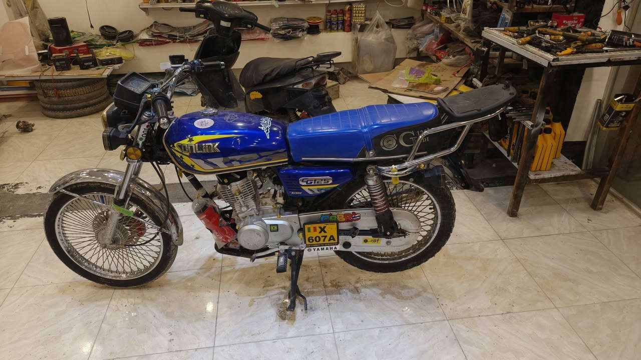 السلام عليكم إيراني اربعه كير موديل 2024 الدراجه نضافه فول ماناقصهه كلشي العنوان سامراء مدخل حي الإفراز سعر 600 للاستفسار هاتف ***********
