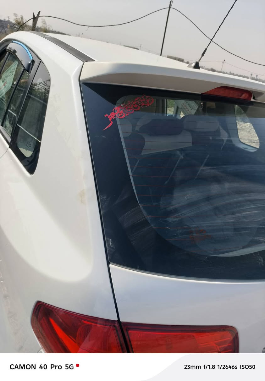 السلام عليكم سياره رينو كليوس ٢٠١٣ للبيع أو مراوس حسب القناعةباسمي رقم إنكليزي بابل  مركز مدينه حله للاستفسار رقم ***********
