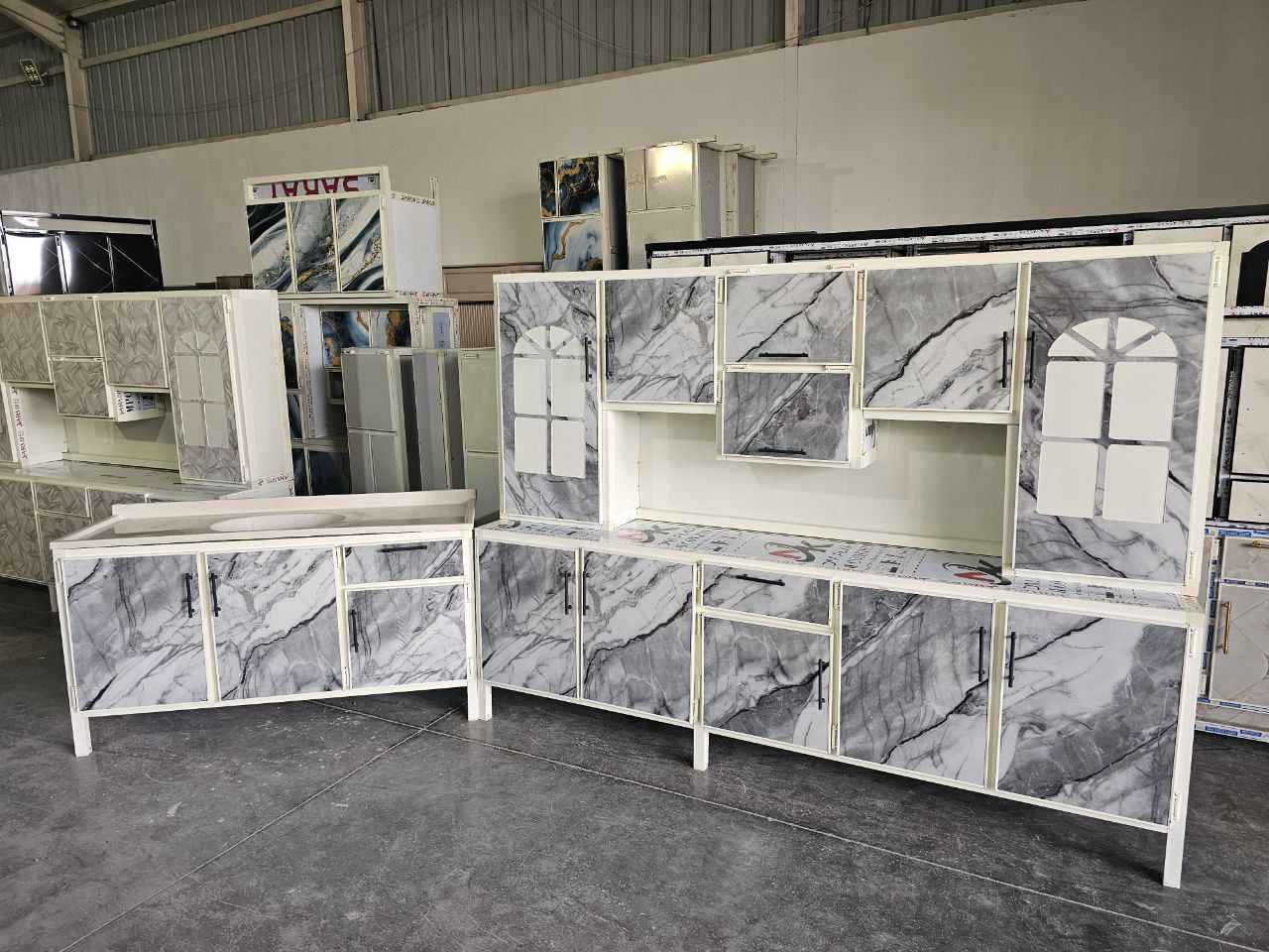 ما عليك بس  احجز والطلب يوصل لباب بيتك 🤗🌹🤗..
كاونتر ارضي وملحق مترين ونص    مع  سنك متر ونص   مرمر
💥 (المنيوم سوكي)💥

كاونتر مترين ونص ارضي وملحق مع سنك متر ونص
♥️♥️السعر  230 بغداد, العراق


**إذا كنت صاحب هذا الإعلان وتريد حذفه لأي سبب، رجاءا أرسل رسالة إلى الدعم الفني**