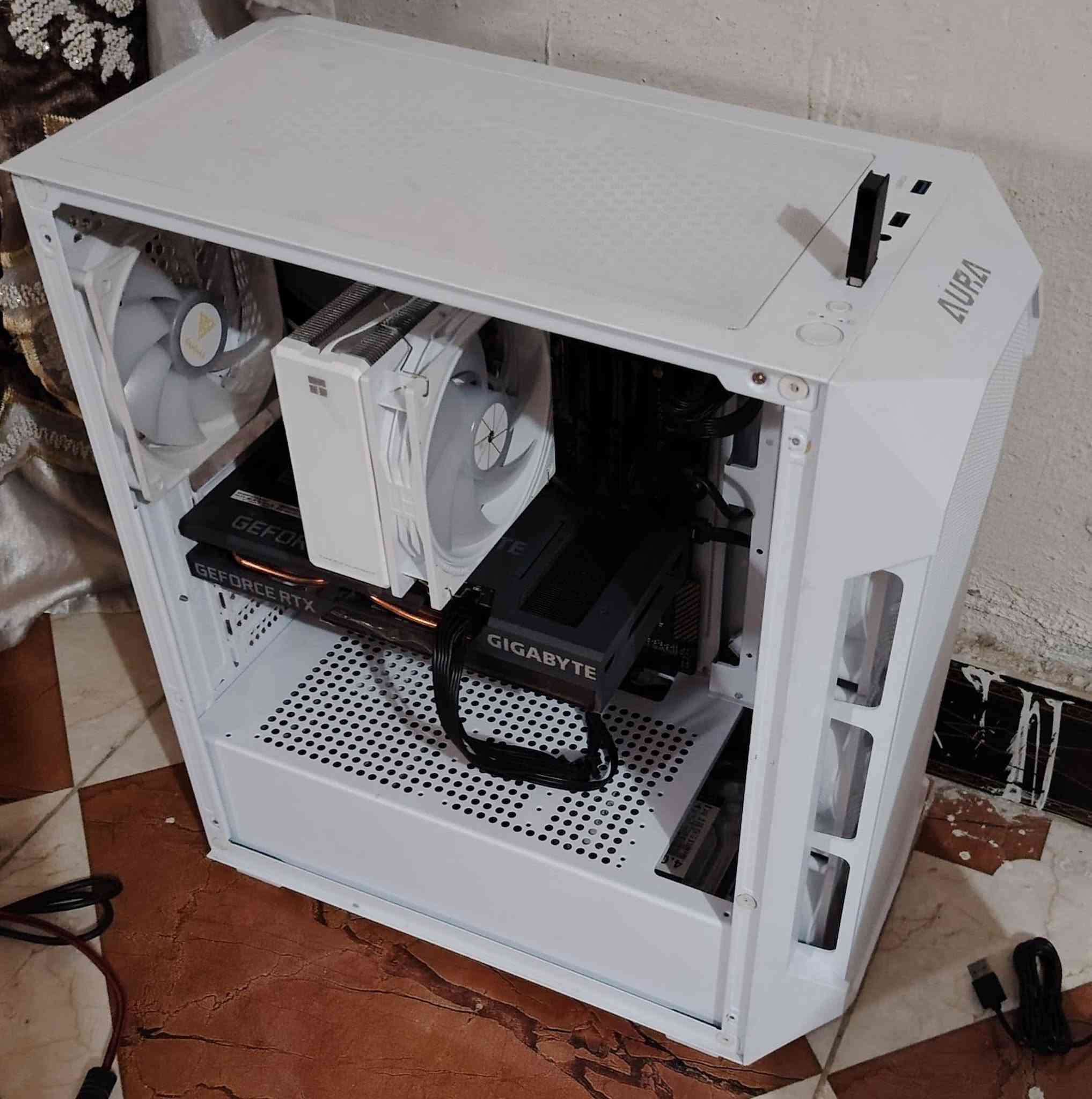 السلام عليكم
عدي case للبيع مكاني بغداد 
المواصفات:
I7 11700k 
2x8 3200mhz bullet 
Gigabyte z590 gaming x 
M.2 nvm Wd SN730 512GB
Gigabyte 3060Ti eagle 
Power supply 750w xigmatek hydra M 750w 
Case aura gc1 elite v2 

السعر:١٢٥٠


**إذا كنت صاحب هذا الإعلان وتريد حذفه لأي سبب، رجاءا أرسل رسالة إلى الدعم الفني**