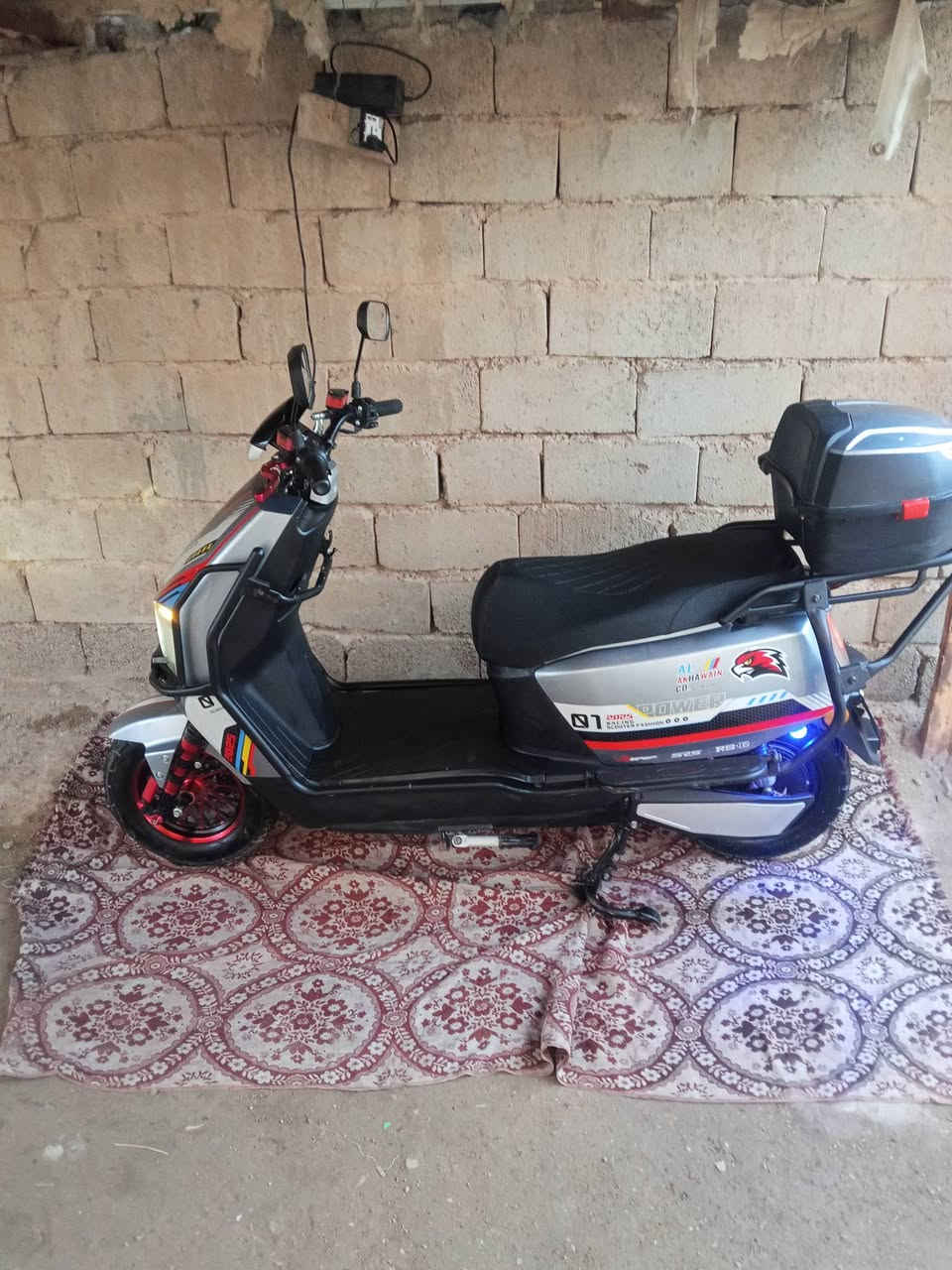 دراجة سكنس شحن للبيع 
جديدة كاملة مابيه اي نقوصات
بطاريات ع الفحص سعر 750وبيه مجال 
***********
