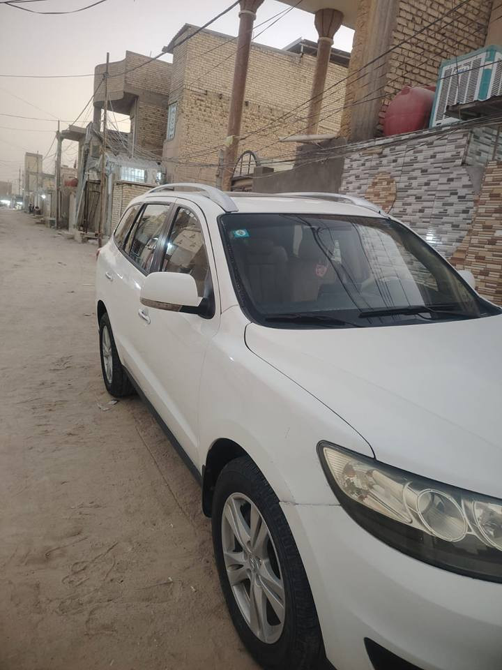 سلام عليكم 
سنتافي 2010 متجايه صفحه 6v 
فول واحد على واحد السعر 95 وبها مجال 
للاتصال *********** النجف, العراق
