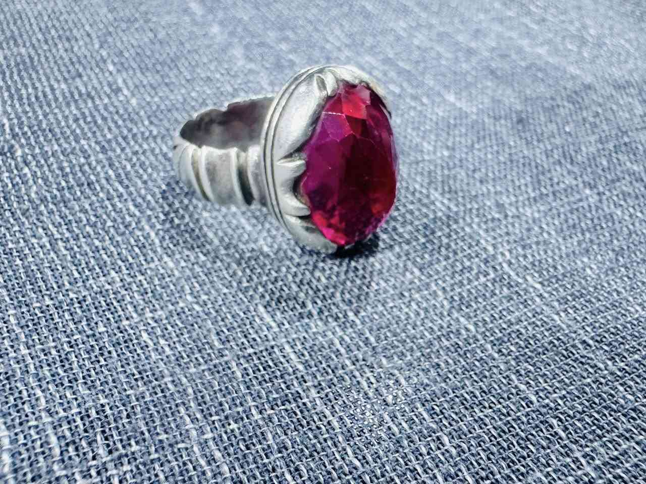 للبيع فضه ٩٢٥ قيم بلمعقول


**إذا كنت صاحب هذا الإعلان وتريد حذفه لأي سبب، رجاءا أرسل رسالة إلى الدعم الفني**