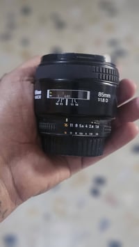 عدسة 85mm • نضافة